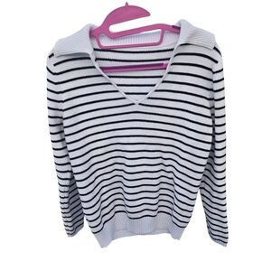 UNCLECAT Black and White V-Neck Sweater Ribbed with Stripes and Collar small